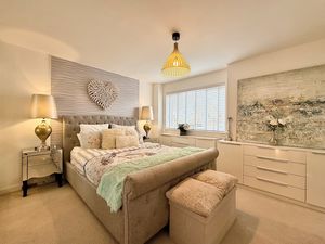 Photo 1- click for photo gallery